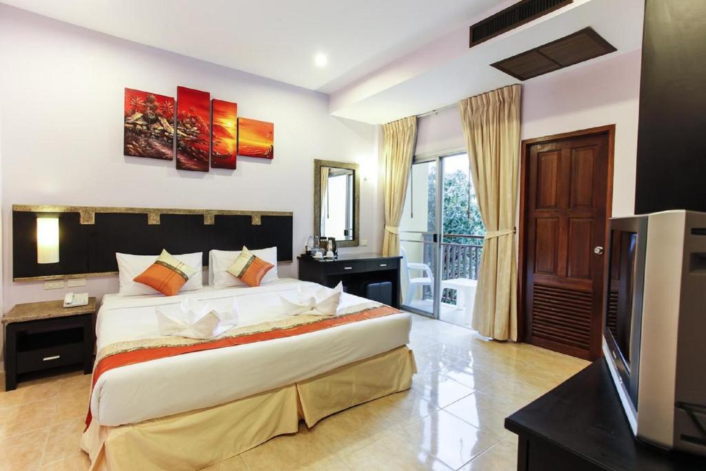 U Sabai Living Hotel Patong Room photo