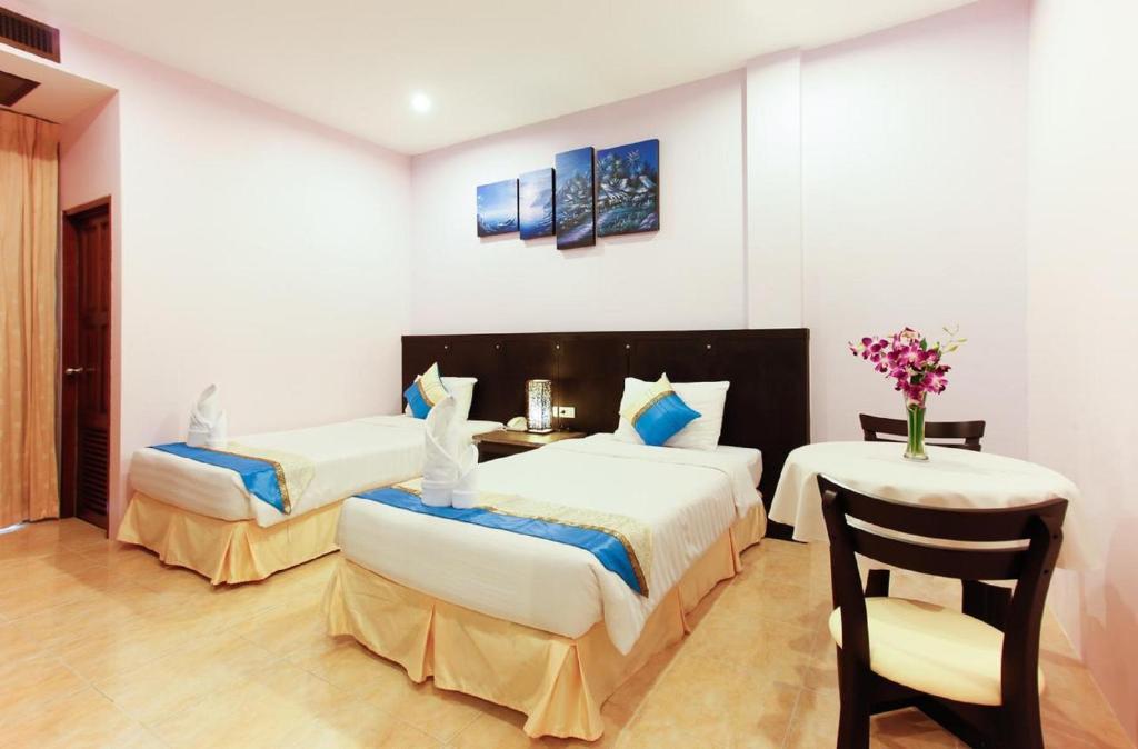 U Sabai Living Hotel Patong Room photo